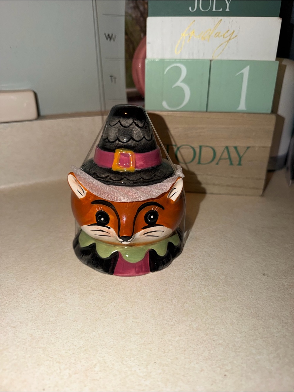 Johanna Parker thanksgiving pilgrim mini canister